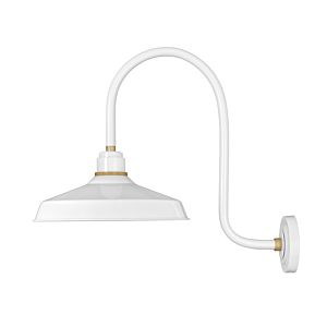 Foundry 24 Outdoor Wall Light in Gloss White"